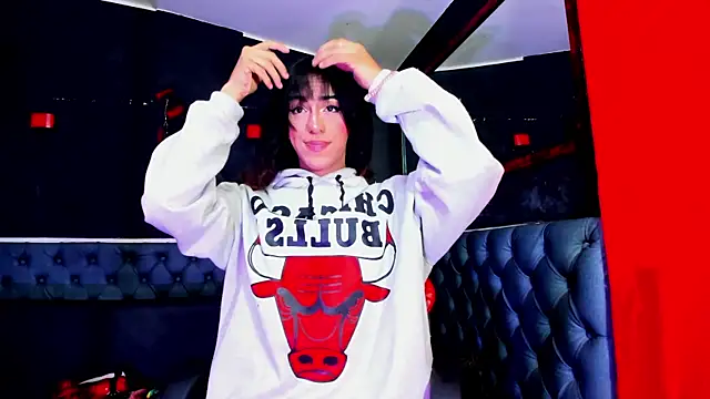 Isabella stanford2 online show from 12-19-25, 02:08