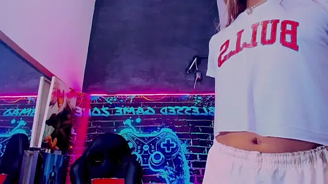 Isabella stanford2 online show from 02-21-26, 04:36