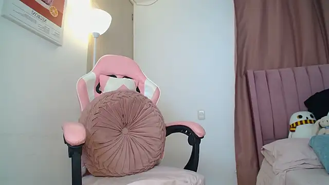 emmily forev3r online show from 03-09-26, 06:44