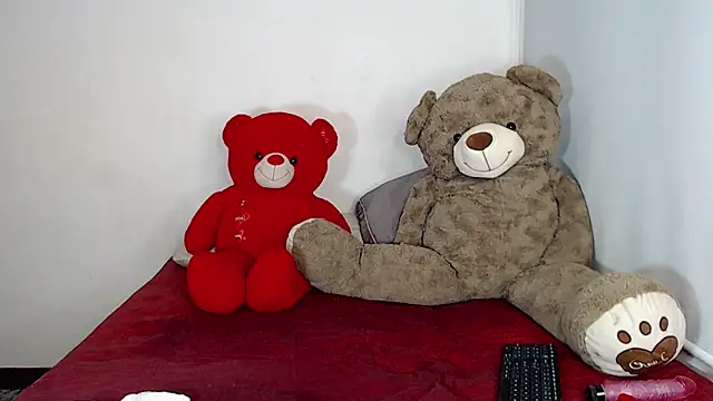 Snapshot of SamanthaaSmitt chatting on 03-22-25, 11:42 SamanthaaSmitt online show from 03-22-25, 11:42