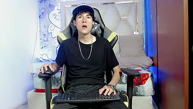 johnny cagee online show from 10-11-25, 05:52