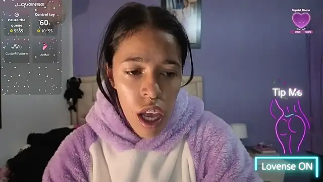 Snapshot of stephania_t chatting on 07-18-26, 02:25 stephania t online show from 07-18-26, 02:25