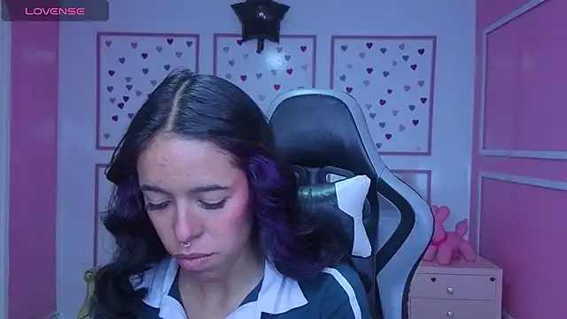 stephania t online show from 11-04-25, 12:42