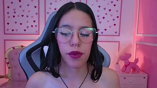 stephania t online show from 10-08-25, 12:39