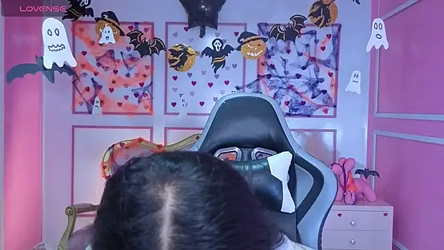 stephania t online show from 10-30-25, 11:41