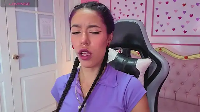 stephania t online show from 12-05-25, 12:37