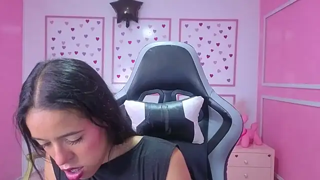 stephania t online show from 10-20-25, 12:27