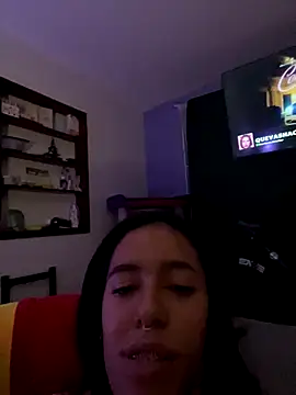 stephania t online show from 12-01-25, 03:40