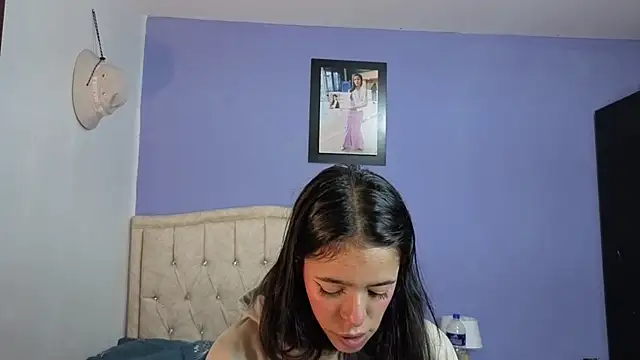 stephania t online show from 03-30-26, 01:51