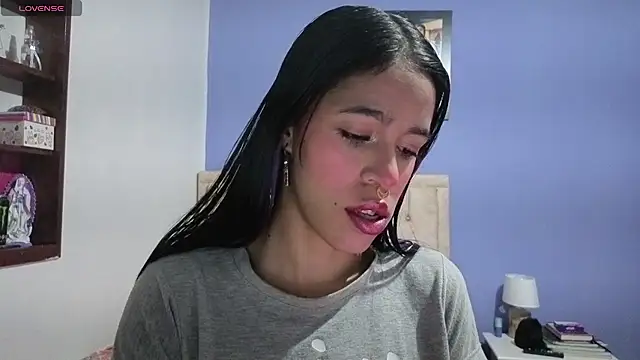 Snapshot of stephania_t chatting on 05-04-26, 03:37 stephania t online show from 05-04-26, 03:37