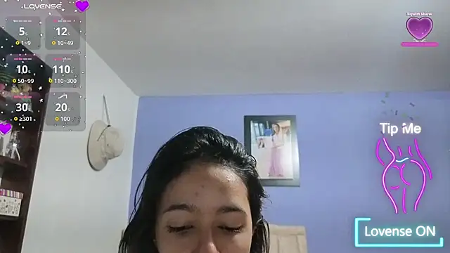 Snapshot of stephania_t chatting on 06-27-26, 01:17 stephania t online show from 06-27-26, 01:17