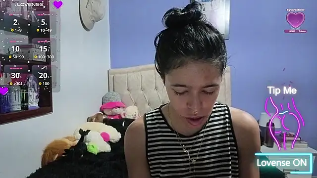 Snapshot of stephania_t chatting on 07-07-26, 02:20 stephania t online show from 07-07-26, 02:20
