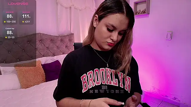 Snapshot of valeria_gomezx chatting on 03-13-25, 06:01 valeria gomezx online show from 03-13-25, 06:01