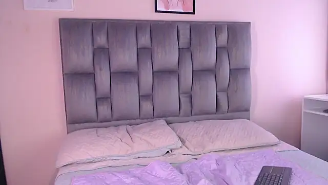 julz 03 online show from 10-27-25, 08:21