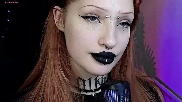 Snapshot of violetviolator chatting on 02-07-25, 09:48 violetviolator online show from 02-07-25, 09:48