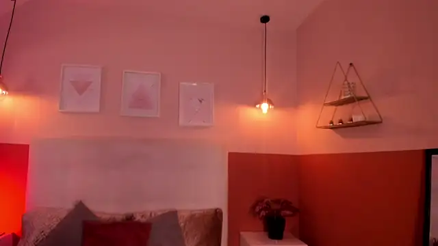  Sophie  miller online show from 04-09-26, 09:54