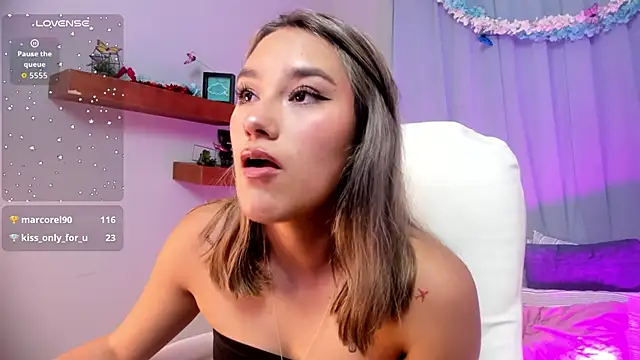  Sophie  miller online show from 04-18-26, 07:07
