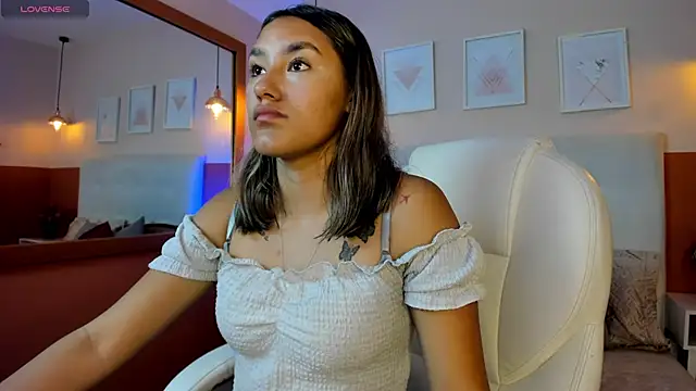  Sophie  miller online show from 04-11-26, 03:59