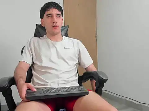 leo030809 online show from 04-29-26, 10:49
