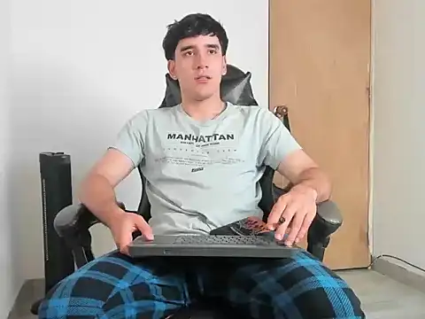 leo030809 online show from 05-07-26, 05:49