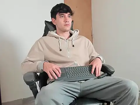 leo030809 online show from 03-24-26, 03:06