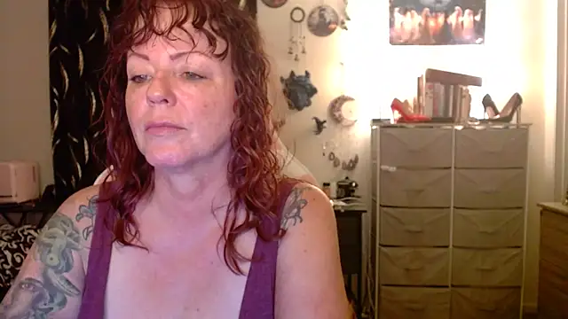 Nikkimastersgirl1091 online show from 04-01-26, 01:30