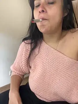 Effyvice13 online show from 12-17-25, 08:36