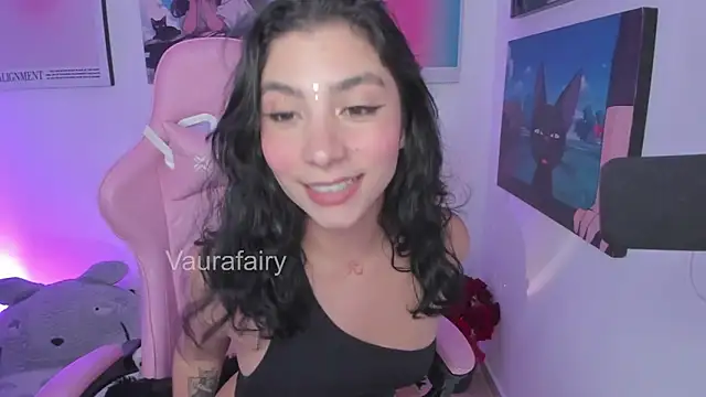 Snapshot of vaura_ chatting on 11-12-25, 02:59 vaura online show from 11-12-25, 02:59