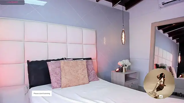 SaraMonroe1 online show from 11-18-25, 11:35