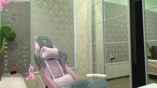 -DIVORA- online show from 10-27-25, 09:21