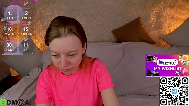 Snapshot of Michelle_Blond chatting on 12-18-25, 07:35 Michelle Blond online show from 12-18-25, 07:35