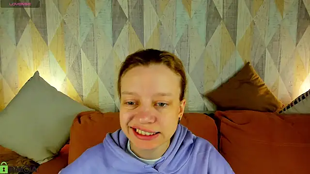 Snapshot of Michelle_Blond chatting on 06-03-26, 01:06 Michelle Blond online show from 06-03-26, 01:06