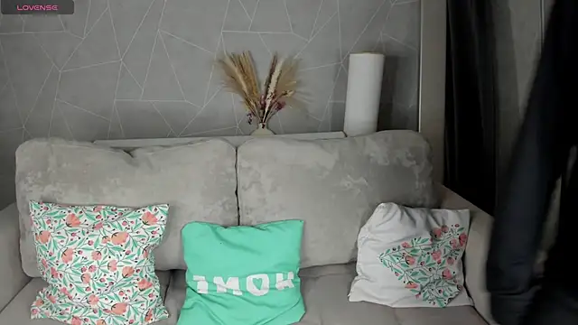 Snapshot of Michelle_Blond chatting on 03-01-26, 08:36 Michelle Blond online show from 03-01-26, 08:36