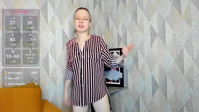 Michelle Blond online show from 02-21-25, 01:11