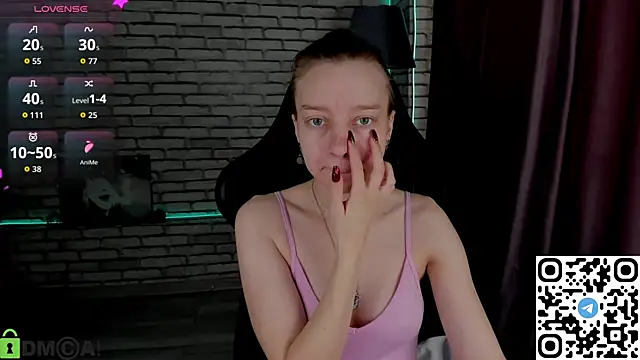 Snapshot of Michelle_Blond chatting on 01-09-26, 07:15 Michelle Blond online show from 01-09-26, 07:15