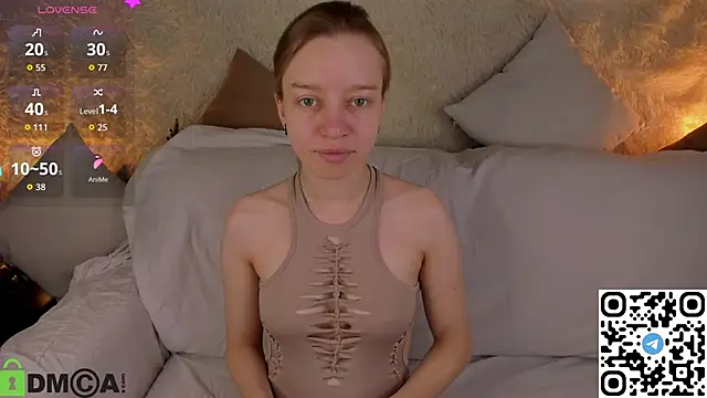 Snapshot of Michelle_Blond chatting on 01-14-26, 06:39 Michelle Blond online show from 01-14-26, 06:39