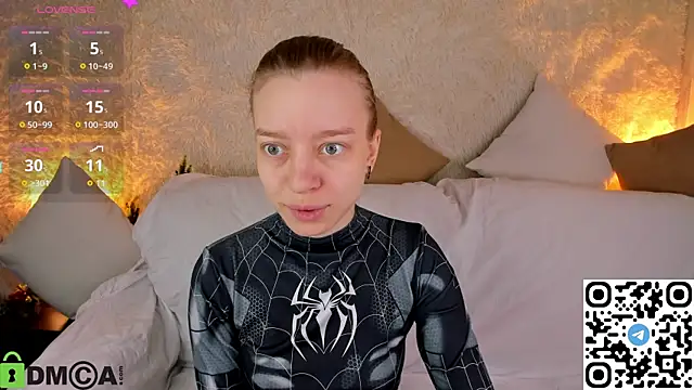 Snapshot of Michelle_Blond chatting on 01-06-26, 06:50 Michelle Blond online show from 01-06-26, 06:50