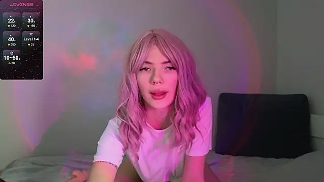 Snapshot of Vetalife chatting on 02-19-25, 10:01 Vetalife online show from 02-19-25, 10:01