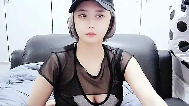 yourz tw online show from 11-29-25, 02:06