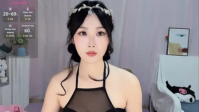 Snapshot of LaoSHI-999 chatting on 10-11-25, 10:05 LaoSHI-999 online show from 10-11-25, 10:05