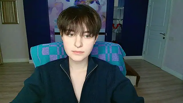 Snapshot of EmiliaYours chatting on 02-10-25, 04:25 EmiliaYours online show from 02-10-25, 04:25