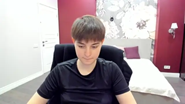 EmiliaYours online show from 03-09-26, 04:10