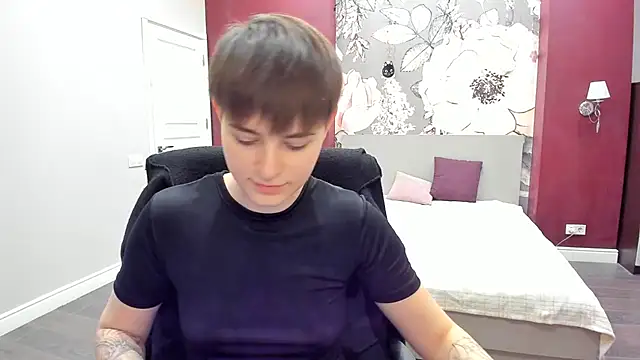 EmiliaYours online show from 02-10-26, 03:22