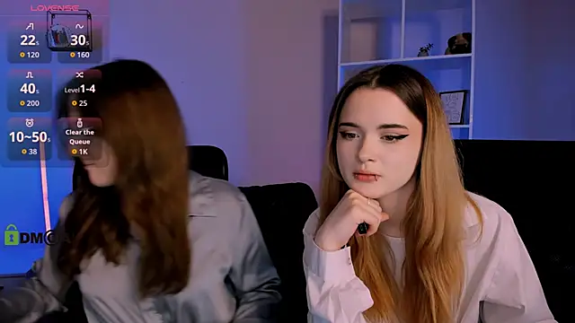 luna berryy online show from 12-05-25, 08:17