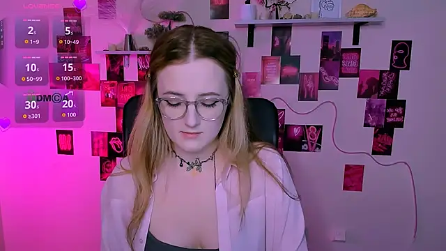 luna berryy online show from 05-19-26, 07:10