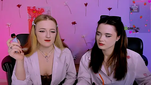 luna berryy online show from 03-28-26, 09:16