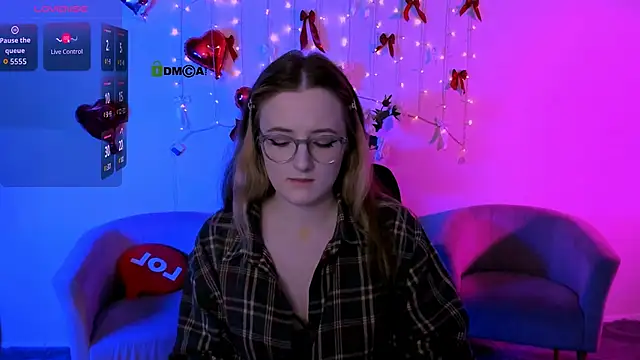 luna berryy online show from 05-30-26, 07:30
