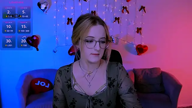 luna berryy online show from 04-15-26, 07:18