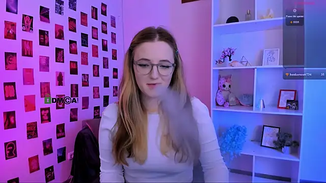 luna berryy online show from 06-19-26, 07:09