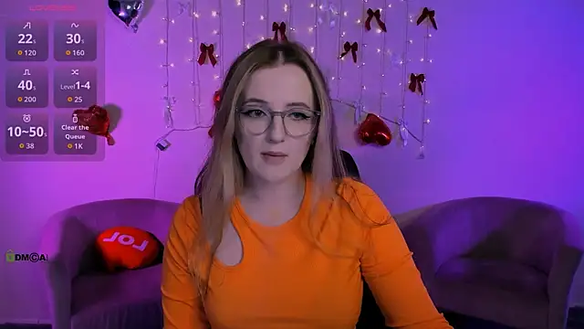 luna berryy online show from 05-20-26, 06:49